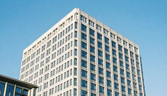 产品命名提示词：教学辅导中的命名策略分析