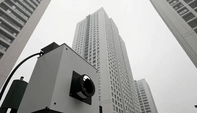 ai提示词模板网站：服装场景切换提示词套装适用条件分析