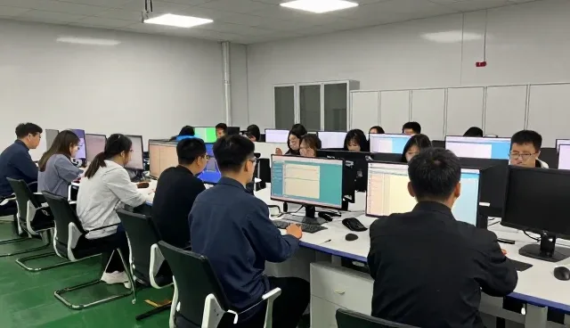 新媒体运营中传播效果的两种做法对比与实际取舍