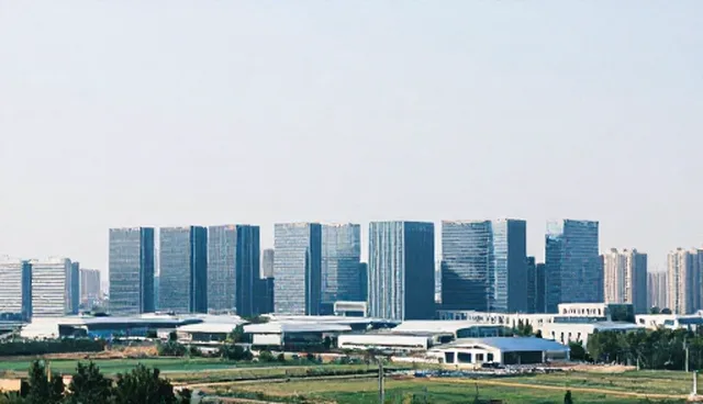 企业网站定制维护策略的适用条件与选择依据